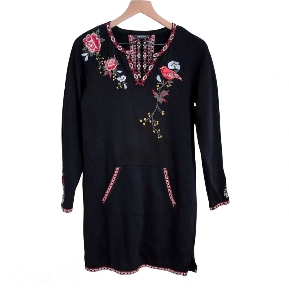 Driftwood Embroidered Floral Sweatshirt Dress Black Women’s XS
